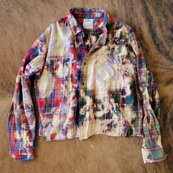 Levi's Tops - Levi's Cropped Distressed and Bleached Button-Up